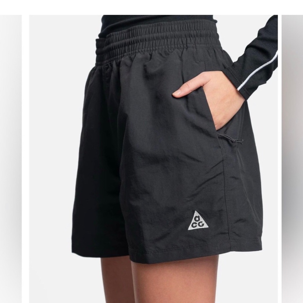 Nike Women's ACG Oversized Shorts in Black size L